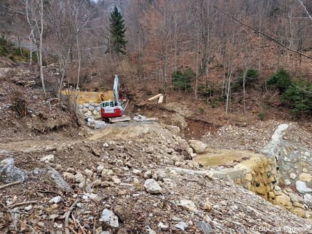 Sanacijska obnova vodotokov in hudournikov po poplavah (2)